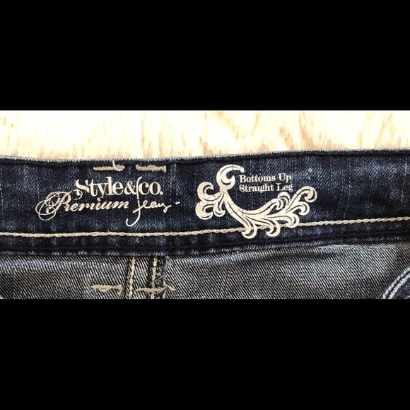 Style & Co. Size 4 Premium Jeans Bottoms Up Straight Leg - Picture 6 of 7